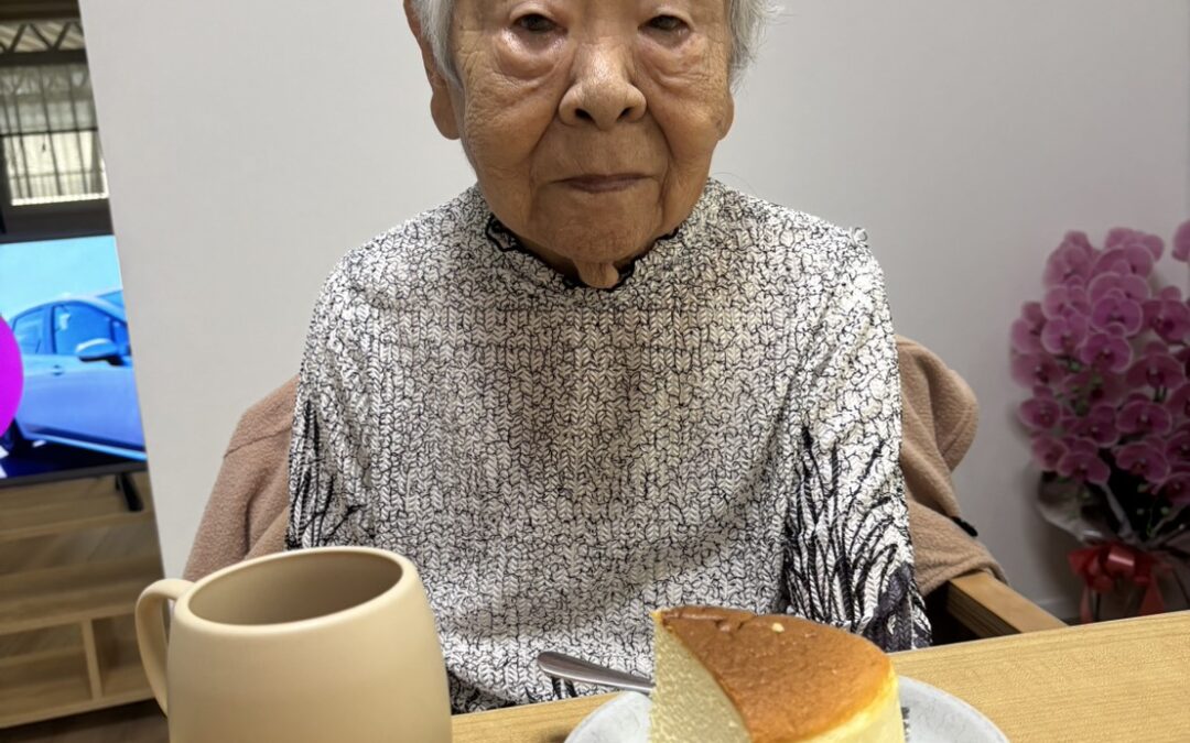大阪土産のチーズケーキを堪能！